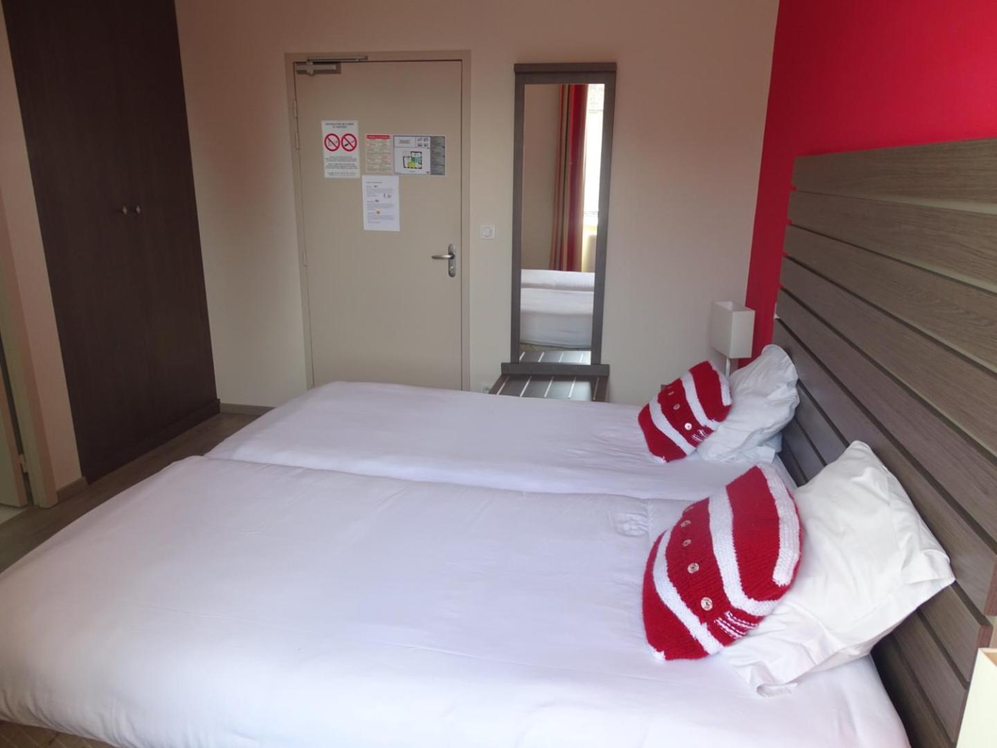 Hotel De La Poste Tardets-Sorholus Ngoại thất bức ảnh