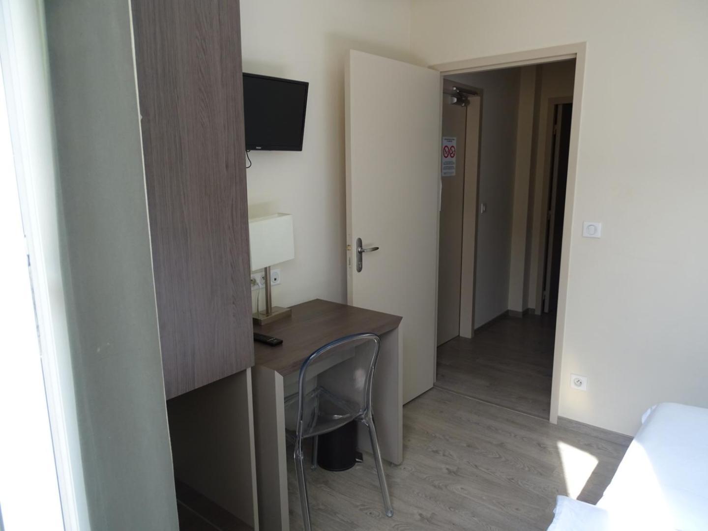 Hotel De La Poste Tardets-Sorholus Ngoại thất bức ảnh