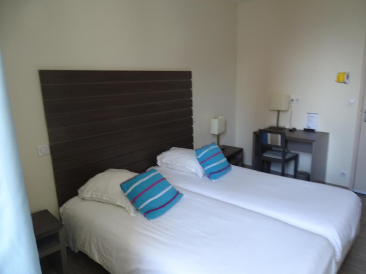 Hotel De La Poste Tardets-Sorholus Ngoại thất bức ảnh